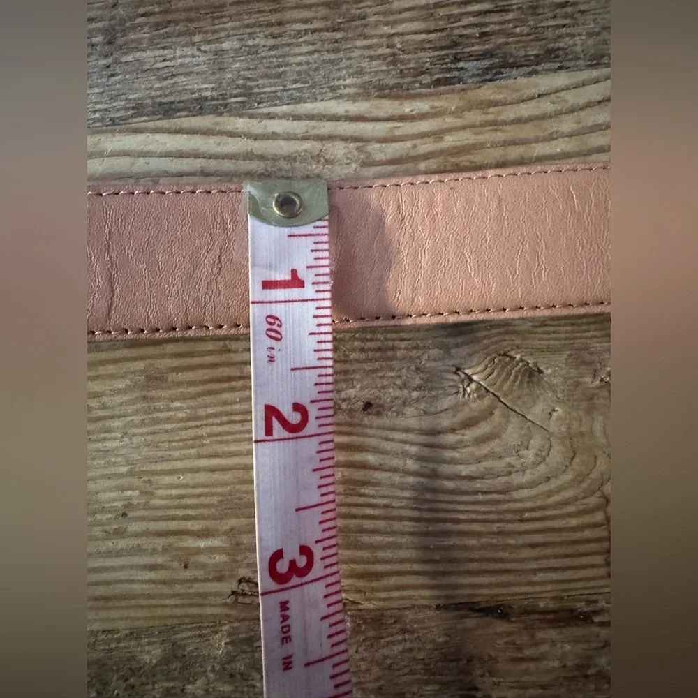 NWT J. Crew Womens Tan Leather Belt with Gold Buckle Size Medium - Picture 8 of 10